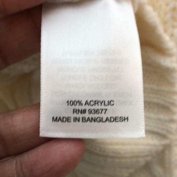 St Johns Bay Cream Womens Sweater Button Front L LARGE - Picture 3 of 10